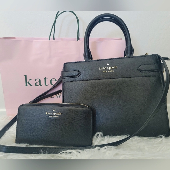kate spade Handbags - (NWT) Kate Spade handle bag with large wallet (2piece set)